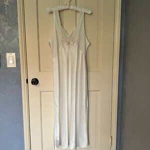 Vintage Val-Mode Lingerie Set - White - Large